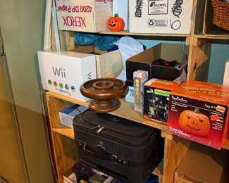 basement to the left straight back to the left