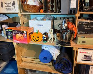 basement to the left straight back to the left