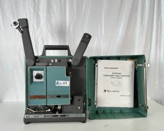 Vintage Bell & Howell 1590 Filmosound 16MM Movie Projector