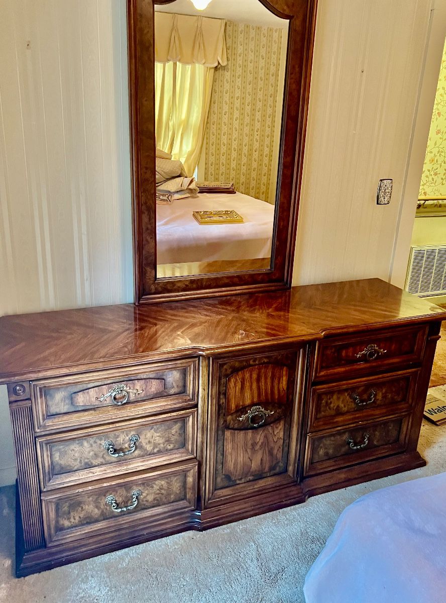 Chest of Drawes or Dresser  1970’s 