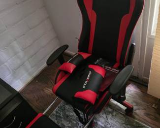 Gaming chair 