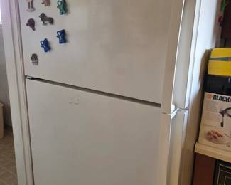 Whirlpool refrigerator 