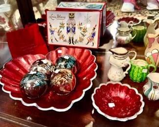 Julia Knight enamel bowls.