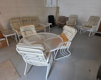Patio furniture, excellent condition!