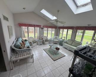 Very Nice Wicker indoor furniture set