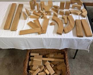 Toddler Hardwood Unit Blocks 104 PCs.