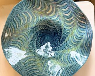 Hand-blown art glass bowl created by Ron Mynatt Callahan Mountain Studios