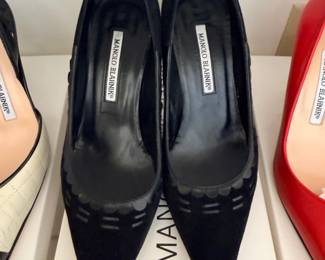 Manolo Blahnik Bisa Pump