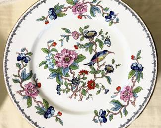 Aynsley "Pembroke" fine bone china - British manufacturer John Aynsley & Sons - 12 - five-piece settings and serving pieces