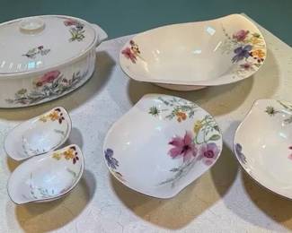 Villeroy  Boch Heritage China Serving Pieces