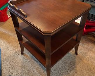 Solid wood end table with shelf
