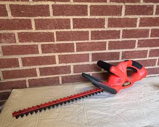 Black & Decker Hedge Trimmer