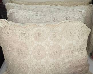 Vintage Crochet Pillow Covers with Floral Motifs