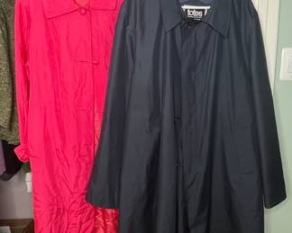 Weatherbee Fashion Original Water Repellent Coat and Totes Weather Protectors Coat