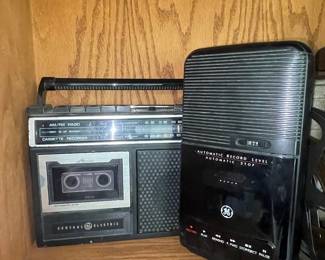 General Electric 3-5015D Slim Style Cassette Recorder