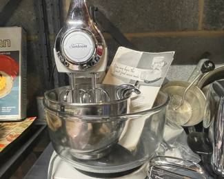 Vintage Sunbeam Mixmaster 12-Speed Stand Mixer