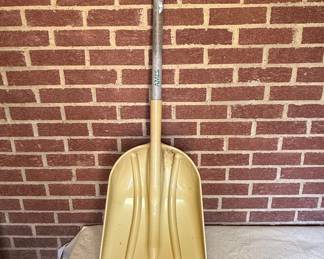 Ames Snow Shovel