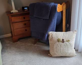 Night Stand Quilt Rack