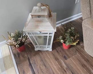 Lg Lantern  Florals