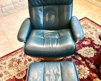 Ekornes Stressless Swivel Recliner