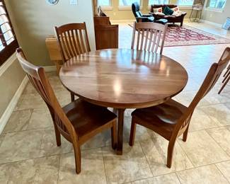 Amish Furniture of Austin