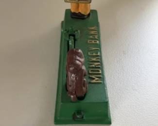 Vintage Style Cast Iron Monkey Bank Mechanical Coin Bank