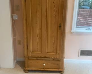 Rustic Antique Style Pine Armoire Wardrobe