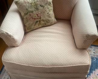 Classic Pink Diamond Pattern Armchair with Floral Accent Pillow