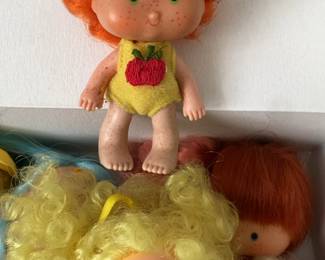 Vintage Strawberry Shortcake and Friends Doll Lot