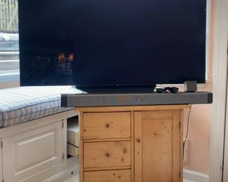 Flat Screen Smart TV with Soundbar 