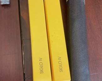 Cohiba 2 Siglo IV Leather Cigar Case and Box