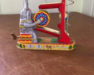 Vintage Elephant Ball Spiral Tin Wind-Up Toy