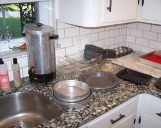 BAKING PANS & COFFEE URN