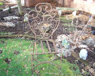 WROUGHT IRON CHAIR