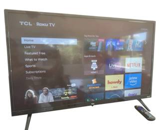 TCL 32 HD LED ROKU Smart TV With Remote works Great