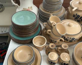 Pfaltzgraff Folk Art dinerware