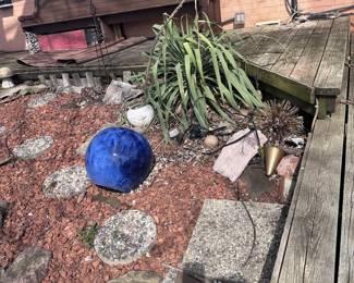 OUTDOOR GARDEN DECOR II