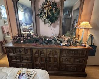 FURNITURE DRESSER WITH MIRRORS