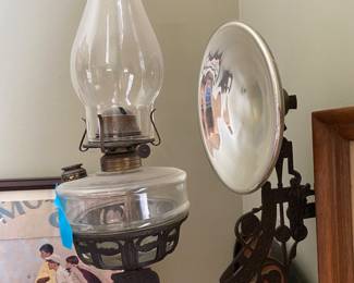 Wall Mounted Fuel Lamp with Reflector