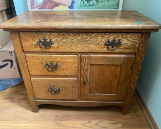 Oak Wash Stand