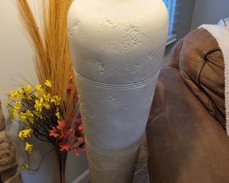 PRESALE= STUNNING FLOOR LAMP $40