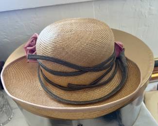 Vintage Tomlin, London women's hat