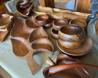 Large collection of wooden bowls, dishes...many Hawaiian