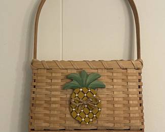 Pineapple Basket Wall Hanging w/Hooks