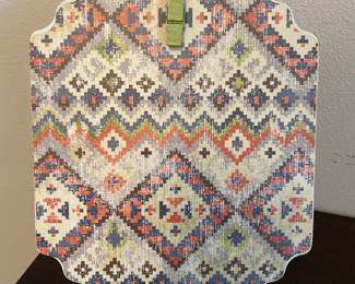 Decorative Wooden Picture Easel w/Pin