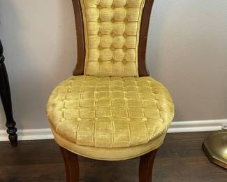 Vintage Victorian Style Lady's Parlor Chair