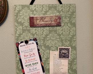 Green Decorative "Blessings" Hanging Magnetic Frame