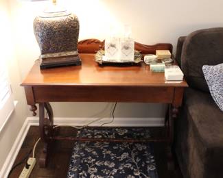 Wood console table, sofa table, entryway table, traditional wood table, accent table, hallway table, narrow console table, solid wood furniture Table lamp, decorative lamp, ceramic lamp, traditional lamp, neutral lampshade, accent lighting, bedside lamp Crystal decanter set, glass decanters, barware set, vintage glassware, serving tray, decorative tray Decorative boxes, trinket boxes, home décor accents, tabletop décor Area rug, runner rug, floral runner rug, navy blue rug, hallway runner, accent rug Living room setup, entryway décor, traditional home décor, estate sale furniture, household furnishings