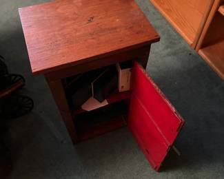 Ric2 vintage cabinet