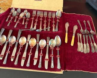 Silver plated silverware rare fish knives